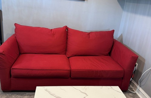 Collingdale Apartment | Cozy studio with. Beautiful King Size Bed, WiFi and AC in fabulous Collingdale