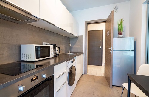 Militari Apartment | Cozy studio with garden view near Polyethnic University
