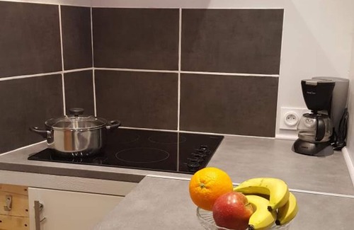 Pontlevoy Apartment | Cozy Studio with Shared Garden, Near Abbey, Close to Attractions