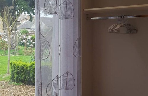 Pontlevoy Apartment | Cozy Studio with Shared Garden, Near Abbey, Close to Attractions
