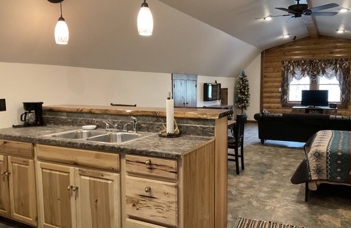 Large Apartment | Cozy Studio with Unique Charm in Private Setting