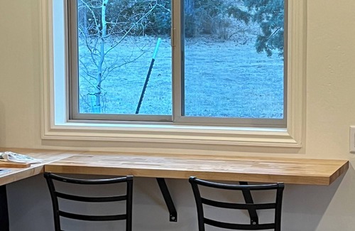 Klamath Falls Apartment | Cozy studio with WiFi and AC in charming Running Y Ranch Resort Klamath Falls