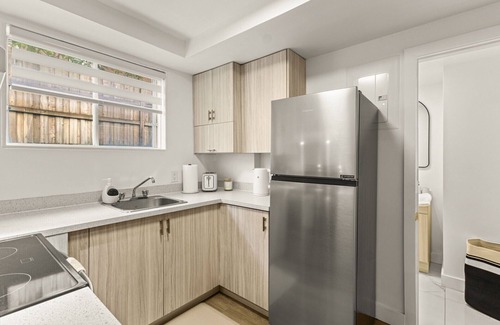 Laval Apartment | Cozy & Stylish Studio in Laval | Queen Murphy Bed