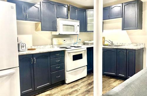 Bramalea Apartment | Cozy Suite near Bramalea City Centre, Brampton