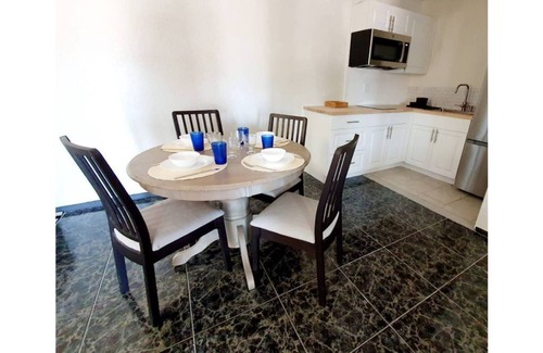 New Port Richey House | Cozy suite with separate entrance.