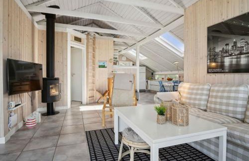 Norre Aby House | Cozy Summer House In Føns With Sea View