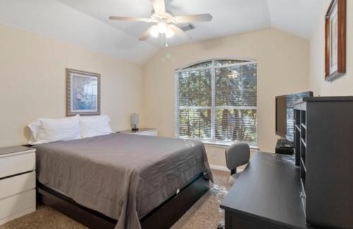 Scofield Farms Apartment | Cozy Sunterro Serenity in North Austin Pet Friendly