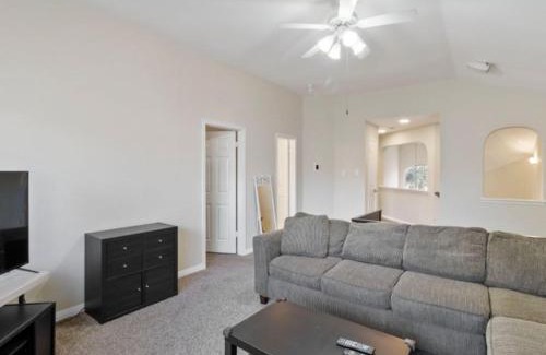 Scofield Farms Apartment | Cozy Sunterro Serenity in North Austin Pet Friendly