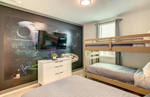 Four Corners House | Cozy Thematic 2BR with Console & Private Game Room