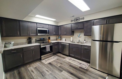 Linn Creek House | Cozy three bedroom two bath home overlooking the lake with breathtaking views
