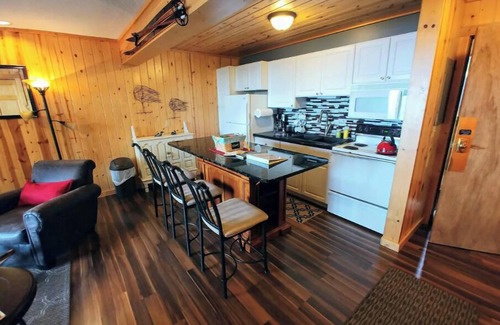 Tofte Condo | Cozy Timber Trails on Lake Superior