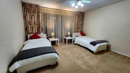 Scarborough House | Cozy Town house