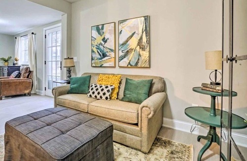Westerville House | Cozy townhome in delightful Westerville, walking distance to Otterbein
