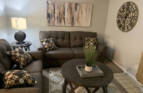 Enterprise House | Cozy Townhouse in Quiet Area