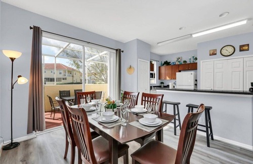 Kissimmee House | Cozy Townhouse Minutes from Disney World