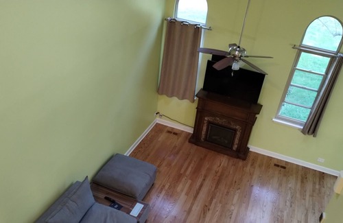 Wheeling House | Cozy townhouse with Home feeling, 2 floors, 2 bedrooms 1.1 bath attached garage.