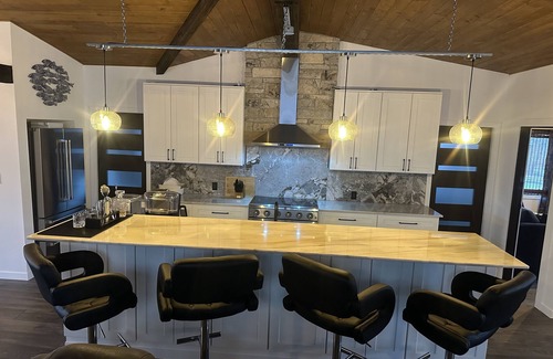 Warsaw Cabin | Cozy Truman Lake Cabin!nnFishing, hiking, swimming and boat ramp