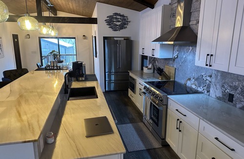 Warsaw Cabin | Cozy Truman Lake Cabin!nnFishing, hiking, swimming and boat ramp