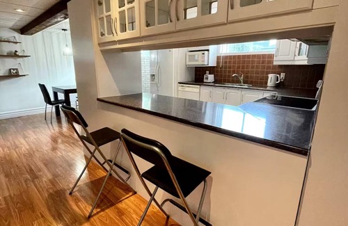 Carignan Apartment | Cozy Turnkey Apartment