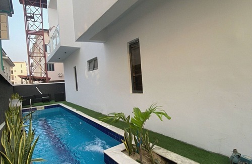 Ofin Apartment | Cozy two Bedroom Apartment in a Well Secured Court in Ikate Axis of Lekki