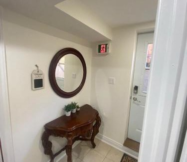 Meadowvale Village Apartment | Cozy Two-Bedroom Luxury Suite near Toronto Airport