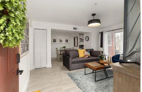 Gainesville Apartment | Cozy UF Condo - Near Shands UF VA on Archer Road !