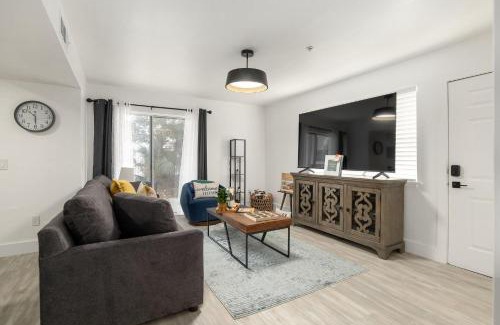 Gainesville Apartment | Cozy UF Condo - Near Shands UF VA on Archer Road !