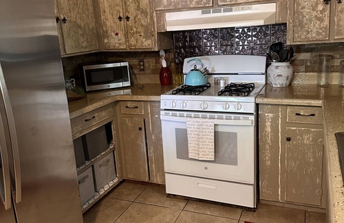 Brownsville-Bawcomville House | Cozy up in our fully furnished, centrally located home.