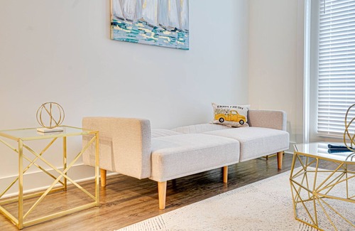 Duluth House | Cozy up in this Luxury Living 5mins from Downtown Duluth