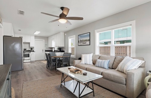 Port Mansfield House | Cozy, updated and spacious cabin close to boat ramp in Port Mansfield