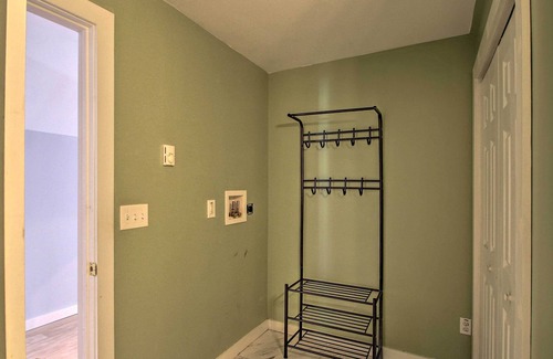East Wakefield Apartment | Cozy & Updated Apt Near Lake Winnipesaukee!