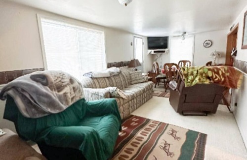 Seney Cabin | Cozy Upper Peninsula Michigan cabin for 6 near Snowmobile Trail 43 and Fox River