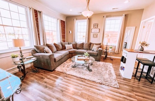 Beaver Dam Apartment | Cozy Upscale Apartment 1bdrm