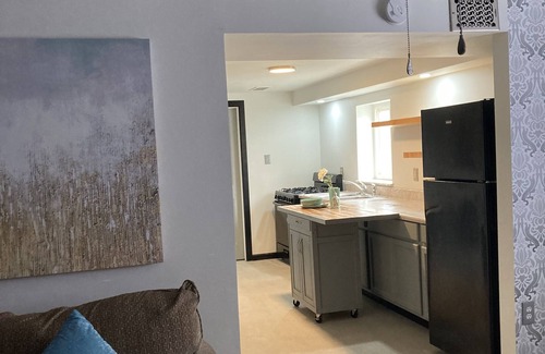 Mount Oliver Apartment | Cozy Urban Apartment Close to the Heart of Everything Pittsburgh