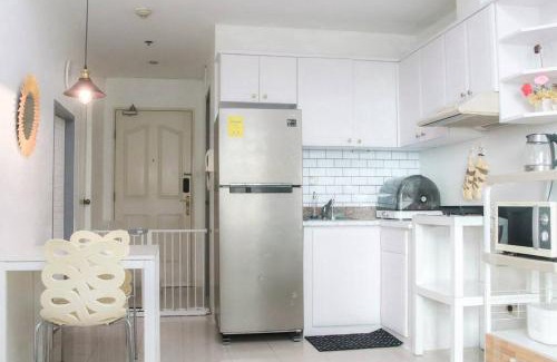 Malamig Apartment | Cozy Urban Haven in Mandaluyong