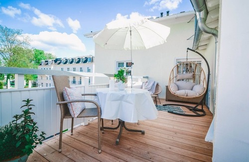 Heringsdorf Apartment | Cozy vacation apartment in Heringsdorf with balcony just 200 m from the beach