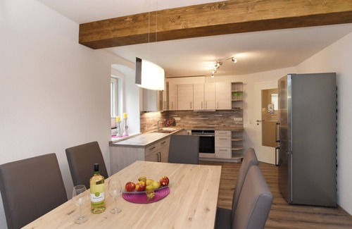 Himmelkron Apartment | Cozy vacation apartment terrace with a view of the white Main