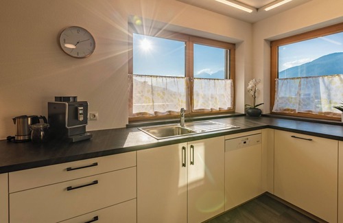 Inzing Apartment | Cozy vacation apartment with unobstructed views of the surrounding mountains