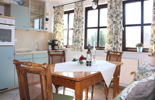 Sommerach Apartment | Cozy vacation home with a view of the beautiful garden