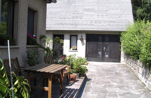 Rottwerndorf House | Cozy vacation home with an outdoor pool in a peaceful location by the forest