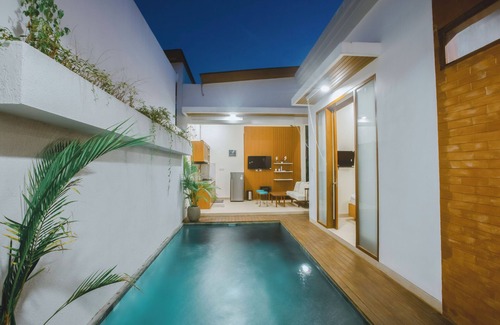 Lodtunduh Villa | Cozy villa in Ubud, Bali, Indonesia with natural views and private swimming pool