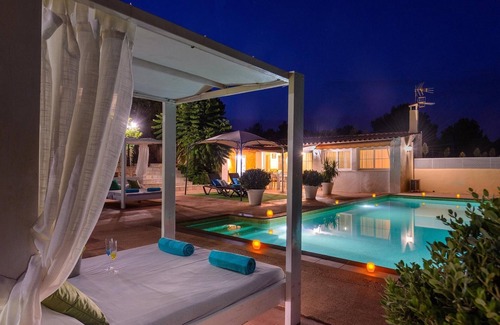 Santa Eulalia del Rio Villa | Cozy villa, magnificent views, for families and friends *SEPTEMBER OFFER*.
