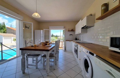 Homps Villa | Cozy villa with a private pool and a terrace