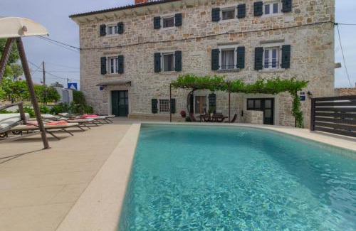 Dracevac Villa | Cozy villa Zita with private pool near town center