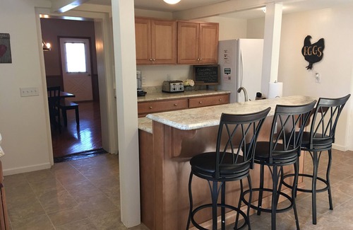 Wallkill House | Cozy Wallkill Inn family home.