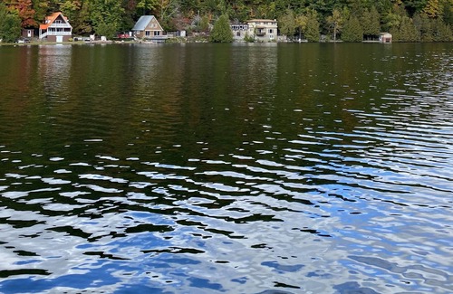 Val-des-Monts Cottage | Cozy Waterfront Cottage on a Private Pristine Lake