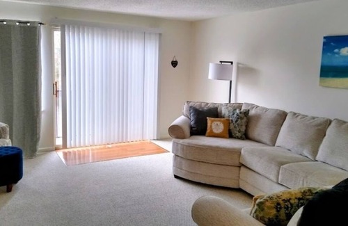 Salisbury Condo | Cozy Waterfront Eastern Shore Condo