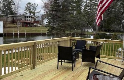 Indian River Cabin | Cozy Waterfront Retreat Steps from Indian River
