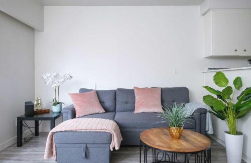 West End Apartment | Cozy West End Home Away from Home