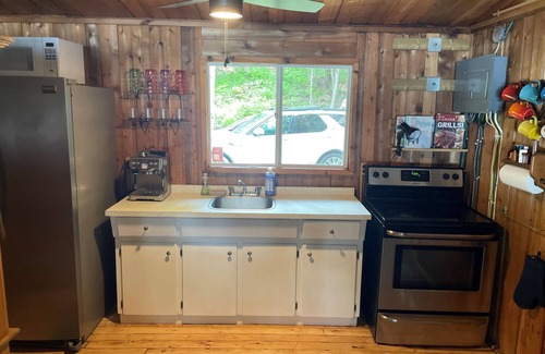 Minden Cottage | Cozy West Facing Cottage on Twelve Mile Lake